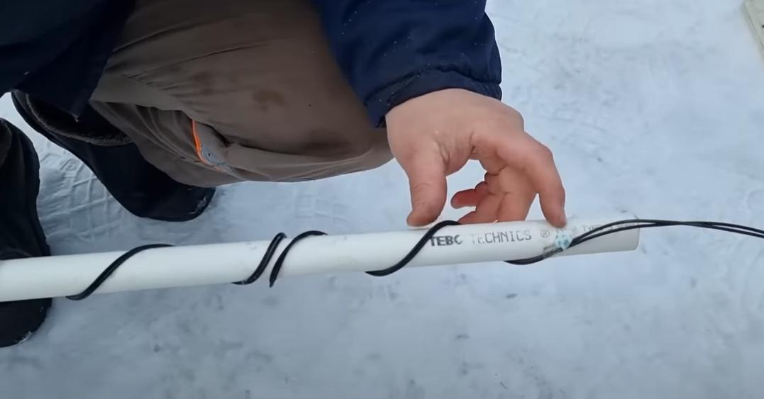 Как самостоятельно сделать греющий кабель для обогрева трубы
